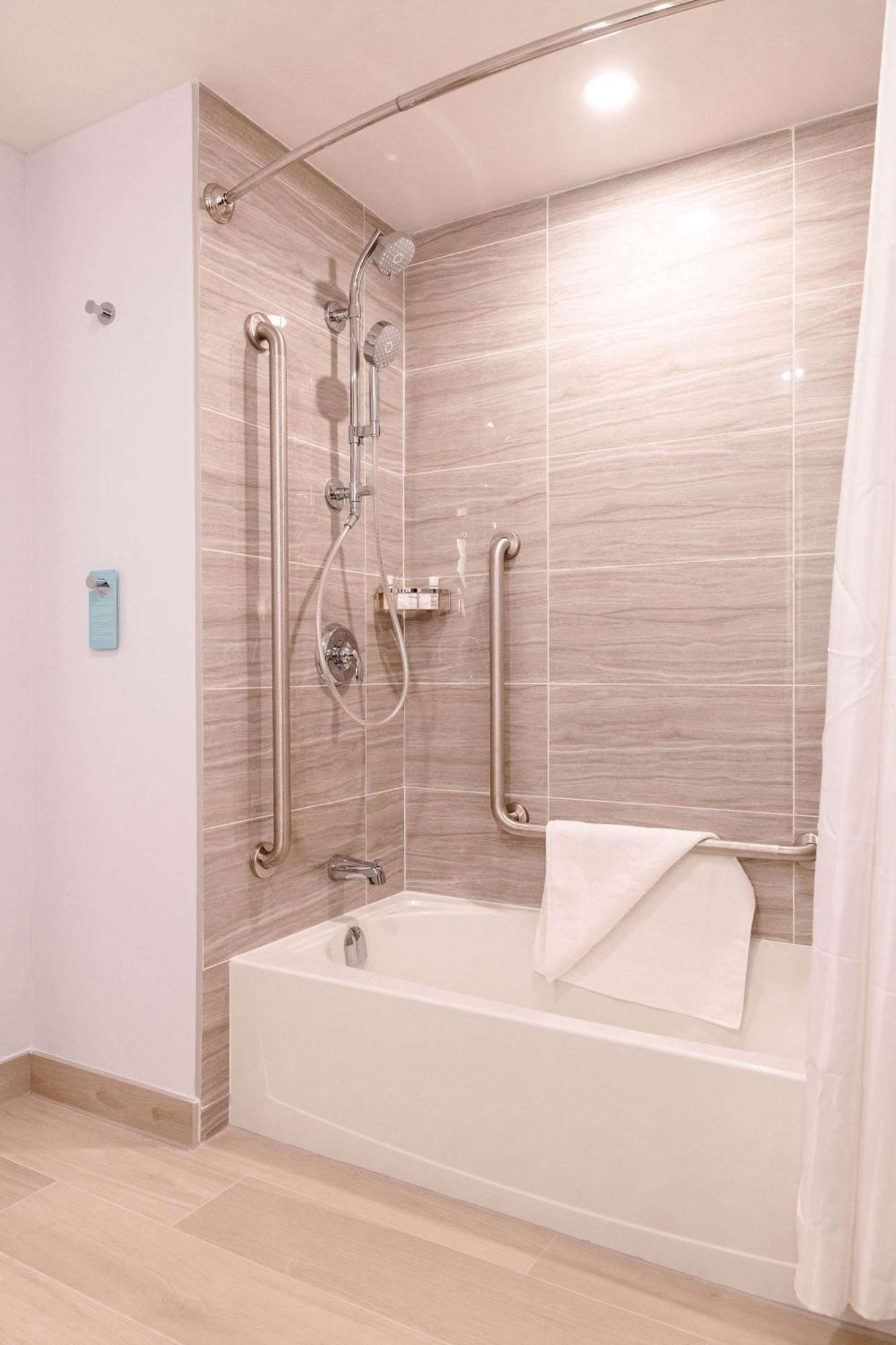 Hilton Garden Inn Sudbury, Ontario, Canada Kültér fotó